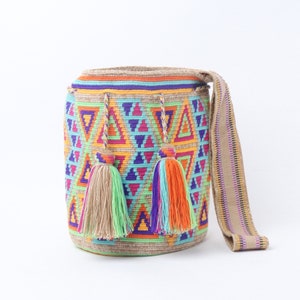 Mochila Wayuu PREMIUM - Bolso bandolera grande tejido a crochet / Bolso colorido y chic / Bolsos artesanales / Artesanía colombiana / Carteras étnicas / Bolsos tejidos a mano