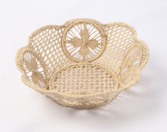 Iraca/Straw Bread Basket