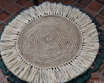 Round Natural Fiber Placemats with Tassels - Beige & Natural