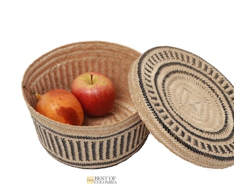 Straw palm Baskets with Lid  Small/Medium/Large