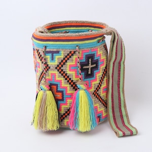 Mochila Wayuu PREMIUM - Bolsos cruzados grandes hechos a crochet / artesanales, carteras étnicas, artesanía colombiana, bolsos tejidos, bolso Wayuu único