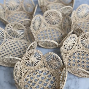 Small Iraca/Straw Bread Basket