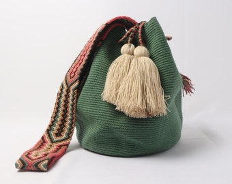 Green Unicolor Wayuu Mochila Bag with Macrame Strap