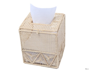 Iraca Straw Tissue Box Cover Pyramid Style 100% handwoven Natural Color. High Quality