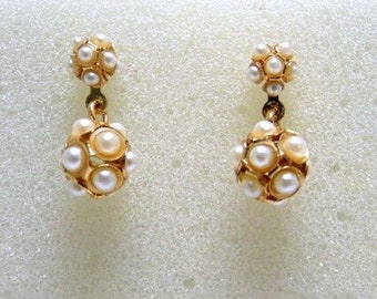 Dangling pearl earrings, vintage gold jewelry, statement pearl earrings, bridal pearl earrings, handmade jewelry, Italian gold