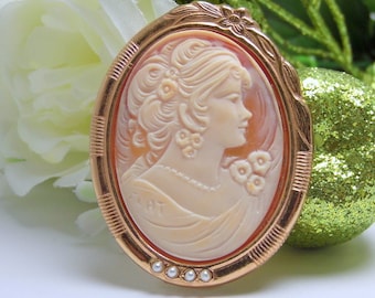 Cameo brooch, cameo pendant, cameo and pearl, antique style cameo, Neapolitan cameo, jacket brooch, gold brooch, handmade brooch