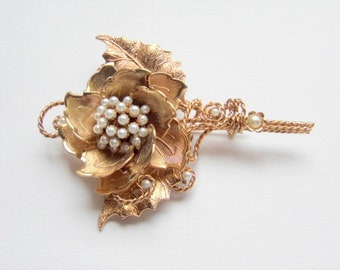 Vintage flower brooch, large flower brooch, gold pearl flower brooch, elegant jewel brooch, golden flower brooch, antique brooch