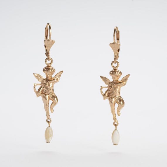 Splendidi Orecchini Angelo Cupido Freccia Oro Stile Barocco Pendenti con Perle di Fiume per un Look Elegante e Sofisticato, Fatti a Mano