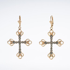 Orecchini Croce Dorato Oro 14K | Cristalli Grigio Fumè | Fatto a Mano Toscana | Stile Antico Vittoriano Gotico Unisex |
