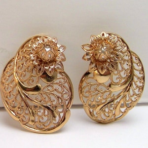 Flower drop earrings, gold leaf earrings, lace earrings, vintage pearl earrings, victorian antique earrings, Italy jewelry