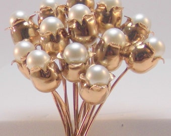 Rose flower brooch, gold rose bouquet, pearl brooch, flower brooch, large red brooch, antique brooch, Art Deco brooch, dress brooch