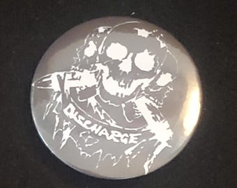Discharge large round pin button badge