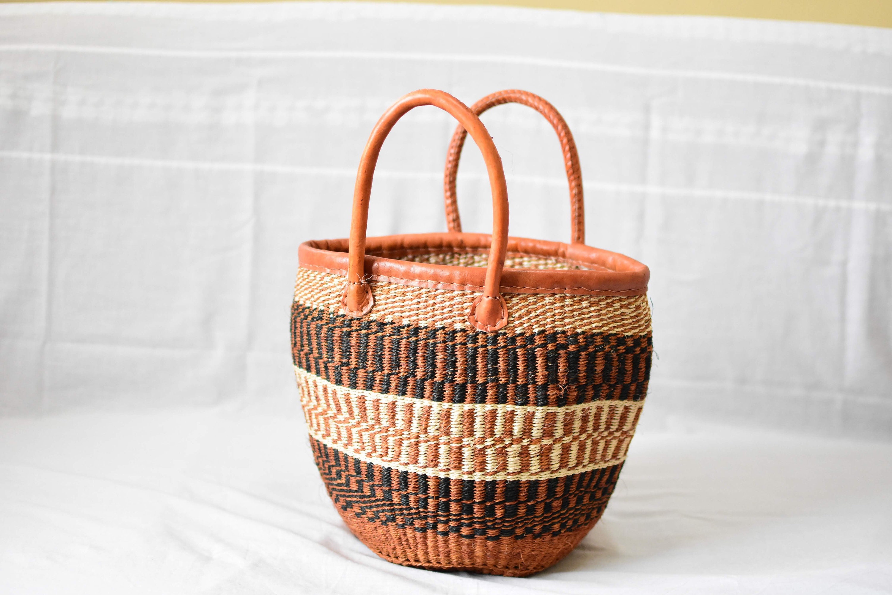 Woven basket tote bag woven bag shopping bag african bag Etsy