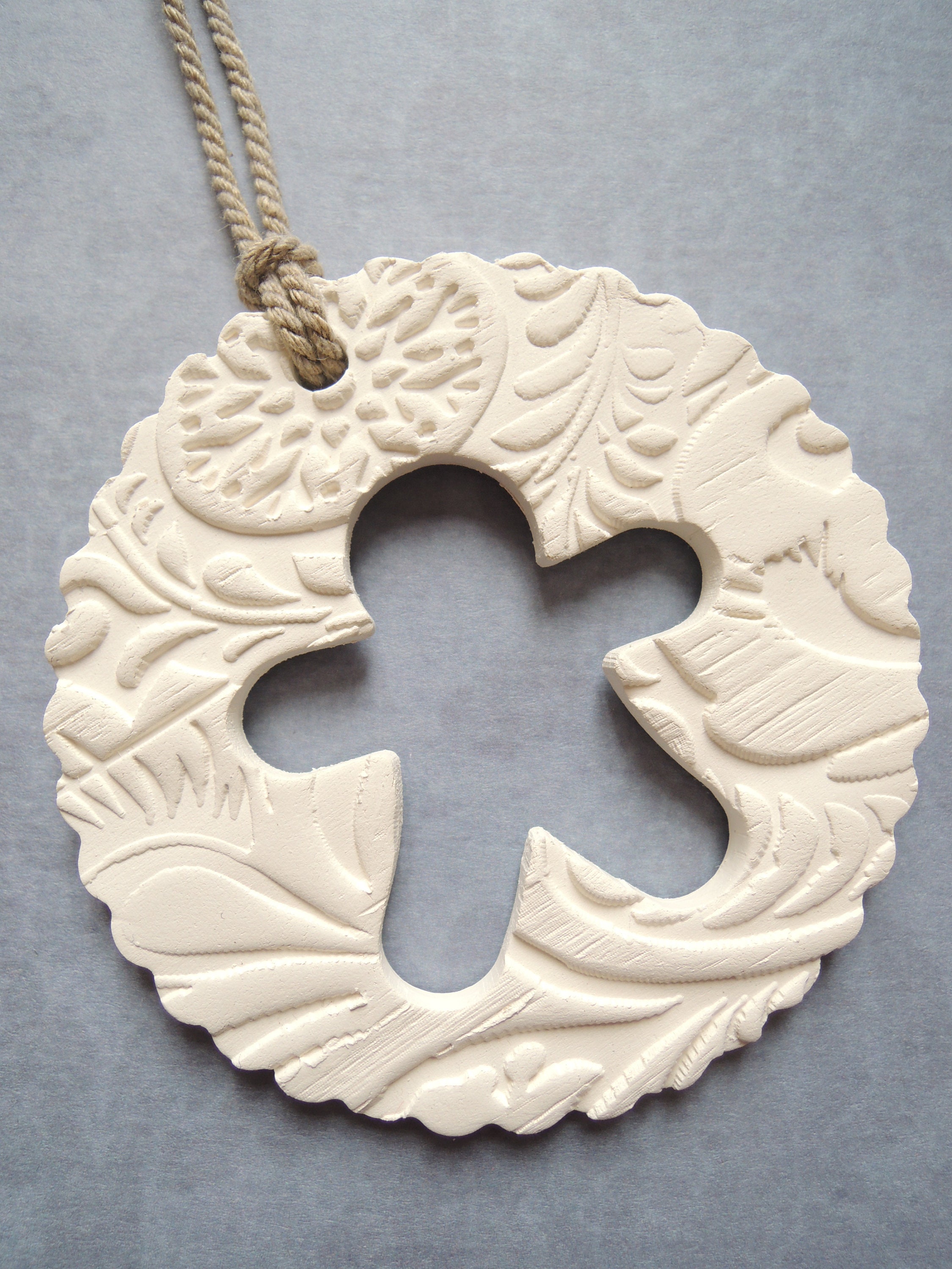 Diffuseur d'huiles Essentielles Et/Ou Parfum d'intérieur en Argile Naturelle