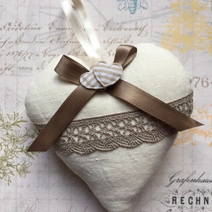 Cœur décoratif en tissu à suspendre / Cadeau original image 2