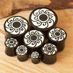 Ear Plugs with Black Sun Flesh Tunnel Horn Gauges