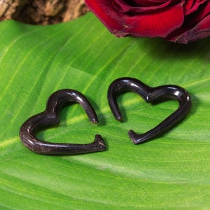 Spiral Ear Stretcher Piercing - Heart made of Black Horn