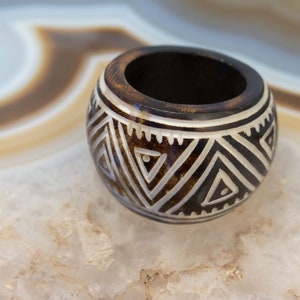 Ringe Set schwarz - gold mit Tribal-Motiv