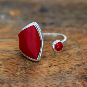 Open 925 Silver Ring with Red Resin – Adjustable Modern Statement Ring