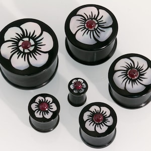 Ohr Plug aus Horn Muschel Blume mit Karneol Stein Flesh Tunnel Perlmutt Ohrschmuck 6 - 22mm Ohrstecker