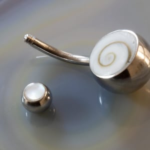 Navel Piercing Shiva Eye and Mother Of Pearl I Belly Piercing Surgical Steel, Belly Button Jewelry