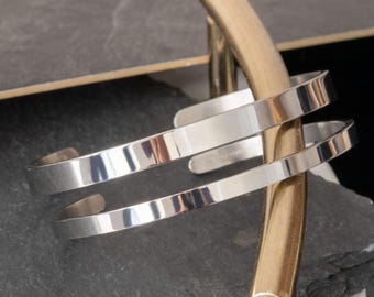 Stainless Steel Cuff Bracelet – Minimalist Open Bangle for Women & Men – Polished 316L Steel Bracelet – 4 mm or 6 mm