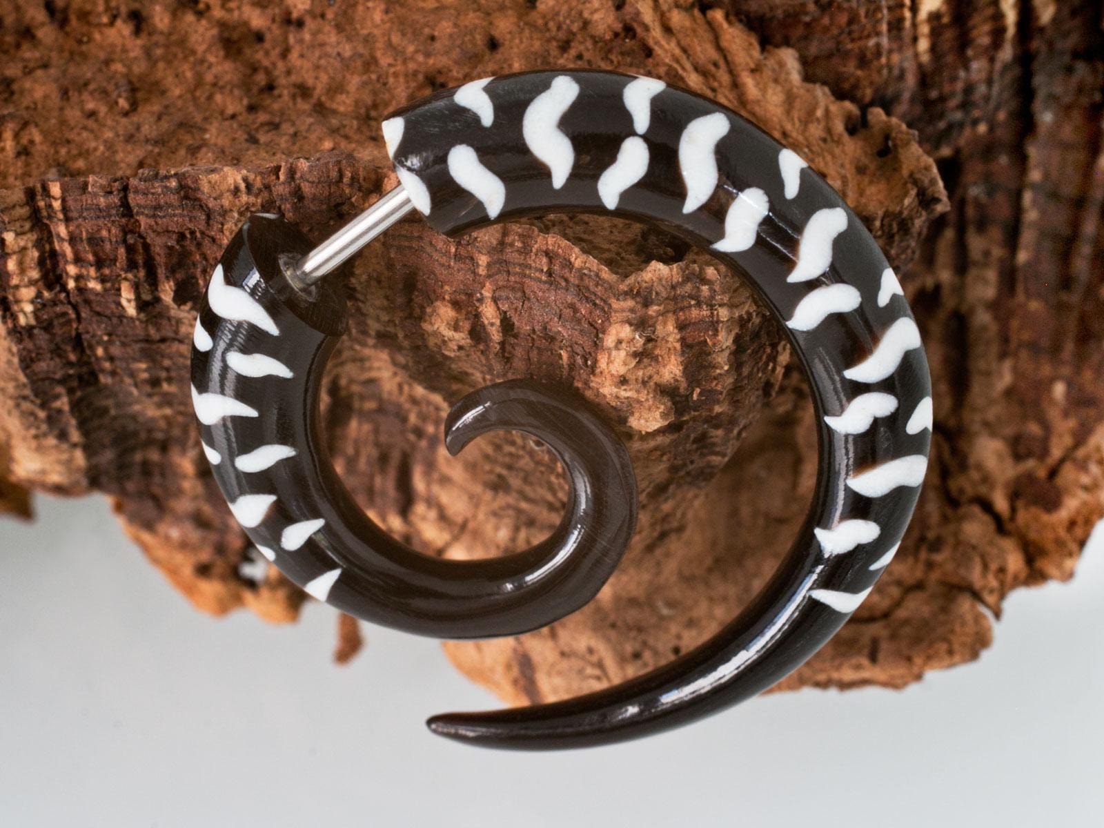 Finto Piercing A Spirale - Tribale Maori - Fatto Di Corno O Osso - Foto 2