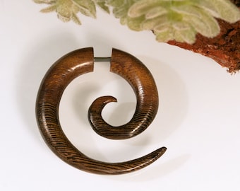 Fake Piercing Spirale aus Holz Holzohrring Schraubverschluss