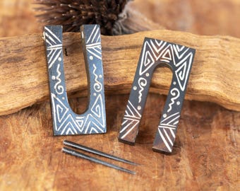 Pendientes de hueso - Estilo tatuaje