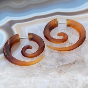 Fake Gauge Earring Golden Horn Spiral Ear Piercing brown Fake Earring Stretcher
