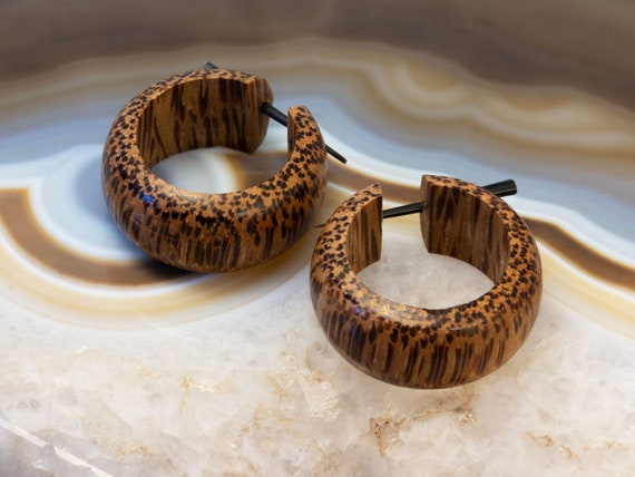 Shop Wheel Shape Coconut Shell Handmade Earrings Online | Unique,  Lightweight & Eco-Friendly Jewelry