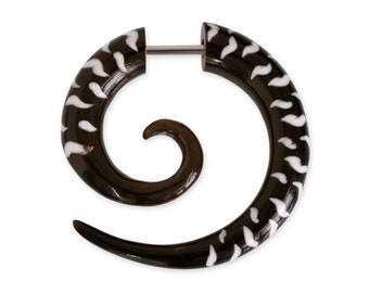 Hornohrring Fake Piercing Spirale Animal Tribal Ohrring Schraubohrring schwarz weiss