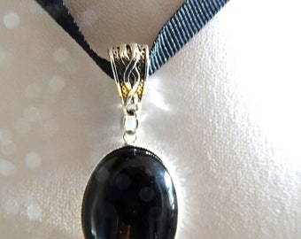Black Onyx Pendant Choker, Black Onyx Choker, Semi Precious Stone Choker, Ribbon Necklace, Black Onyx Necklace