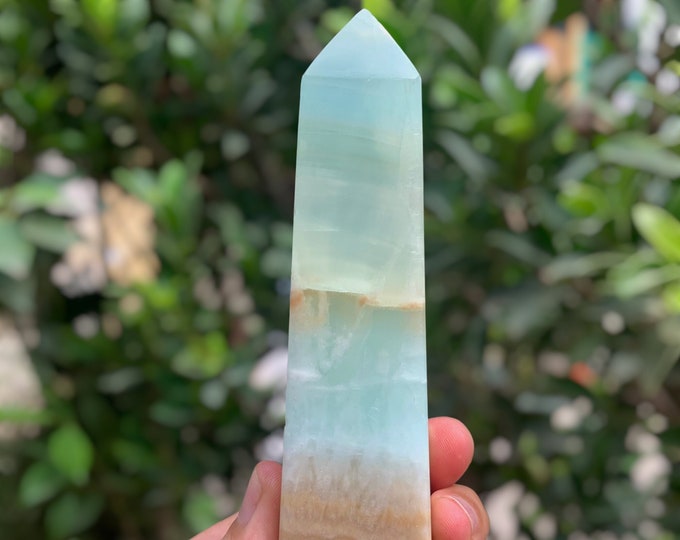 Blue Color Caribbean Calcite Tower, Caribbean Calcite Tower, Caribbean Calcite, Calcite Tower, Caribbean Stone Tower, Blue Caribbean 345g