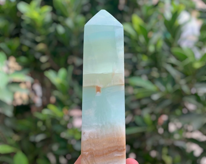 Blue Color Caribbean Calcite Tower, Caribbean Calcite Tower, Caribbean Calcite, Calcite Tower, Caribbean Stone Tower, Blue Caribbean 510g