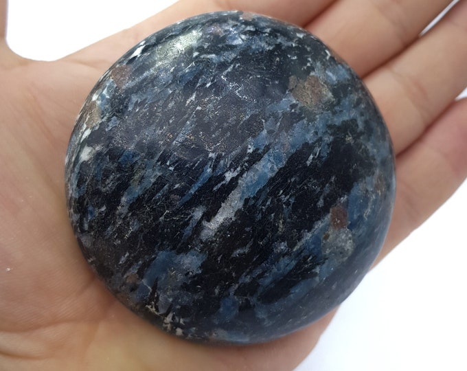 Apatite Palm Stone, Apatite Palm, Blue Apatite, Apatite Stone, Blue Apatite Palm, Apatite Gemstone, Apatite Round Palm Stone, Apatite 270g