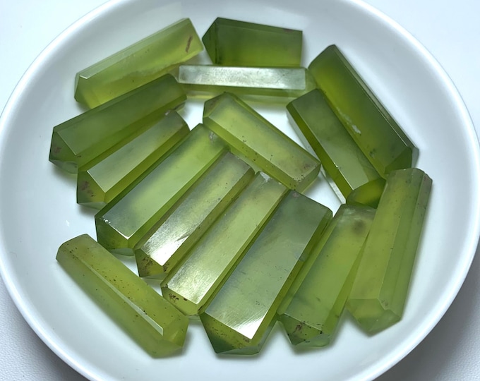 A++ Quality Green Transparent Serpentine Crystals, Serpentine Crystals, Green Serpentine Crystals, Green Serpentine, Green Serpentine Stone