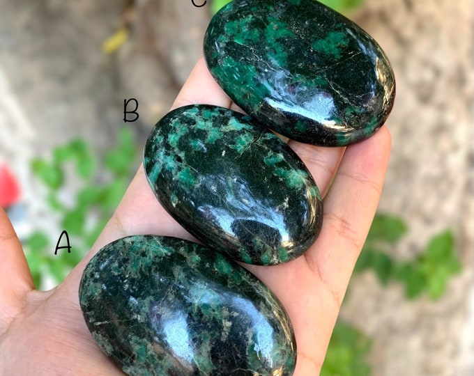 Great Quality Green Color Hydro Garnet Palms, Massages, Green Hydro Garnet, Hydro Garnet Palms, Hydro Garnet Palms Stone