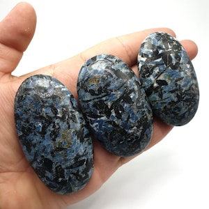 Top Quality Blue Color Apatite Palms, Massages, Palm, Apatite Massages, Blue Apatite Palms, Apatite Palms, Massages 3 Pcs