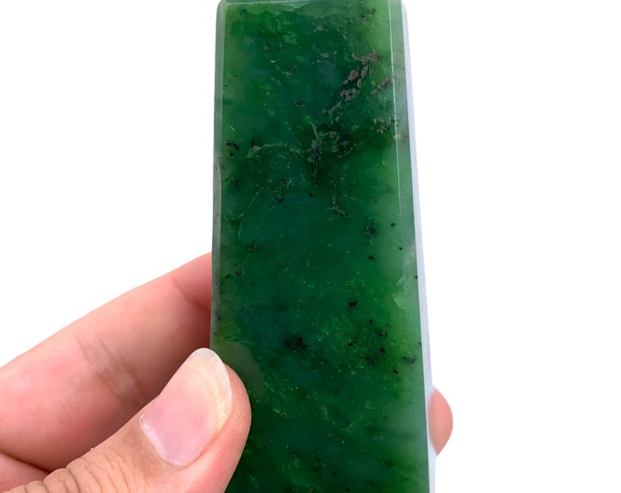 278g Beautiful Green Nephrite Jade, Nephrite Jade Tower, Jade Tower, Nephrite Tower, Nephrite Jade Obelisk, Jade Obelisk, Green Nephrite