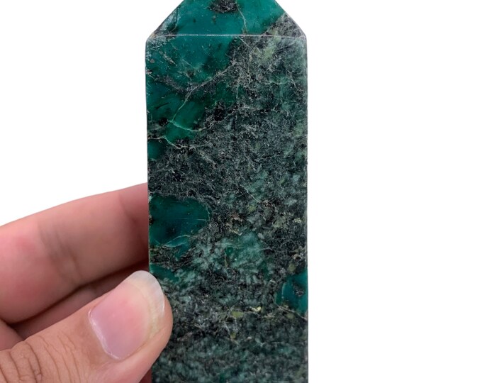 236g Beautiful Green Hydro Garnet Tower, Hydro Garnet Obelisk, Hydro Garnet Tower, Hydro Garnet Green Tower, Hydro Garnet Crystal Tower