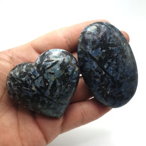 2 pcs Super Quality Blue Color Apatite Palm, Massage, Heart, Apatite Heart, Blue Apatite Palm, Apatite Palm, Heart 260 Grams