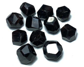 Almandine Red Garnet, Garnet, Almandine Garnet, Almandine Faceted Garnet, Red Garnet, Red Almandine Garnet, Almandine Red Garnet, Garnet