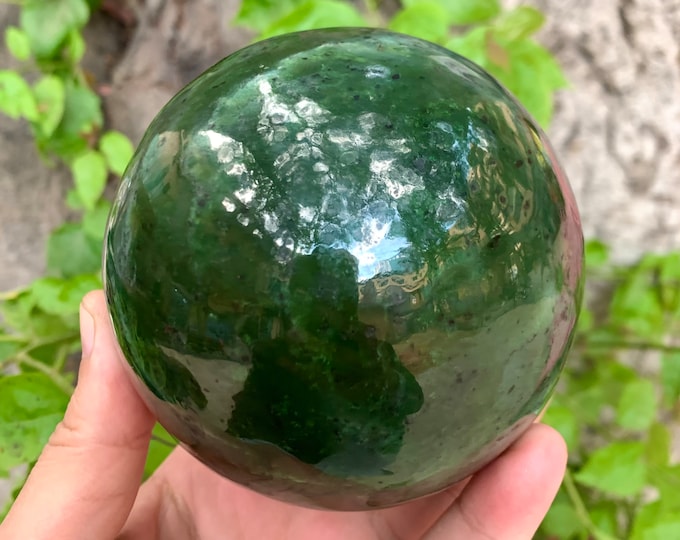 1.5 Kg Nice Quality Lustrous Nephrite Jade Sphere/Ball, Nephrite Jade Sphere/Ball , Green Jade, Green Jade Sphere/Ball, Nephrite Jade