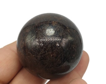 Boule de grenat almandin de couleur rouge de qualité incroyable, sphère, grenat rouge, boule grenat, sphère, boule grenat 224 grammes