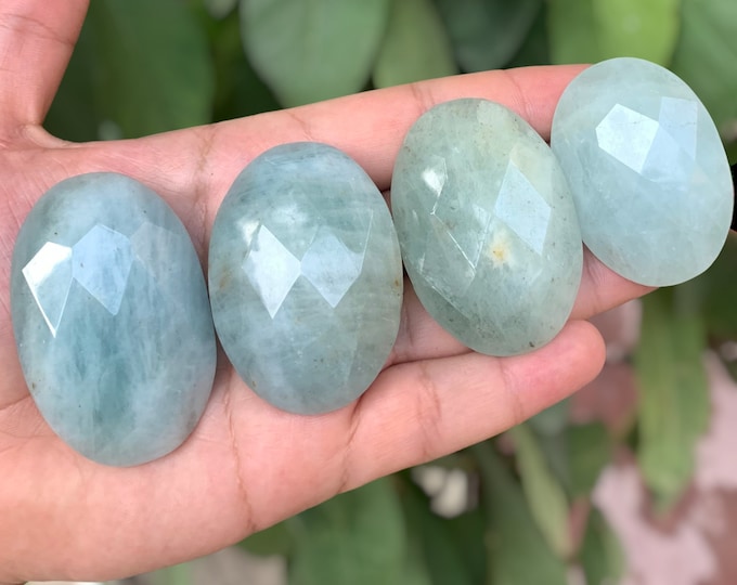 Beautiful Quality Sky Blue Aquamarine Round Palm Stone, Aquamarine Palm Stone, Aquamarine, Aquamarine Palm Stones, Blue Aquamarine