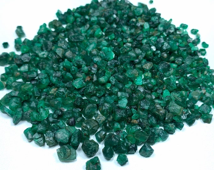 370 Ct's Natural Green Emerald Crystals, Emerald, Emerald Crystals, Emerald Mini Crystals, Green Emerald, Natural Emerald Crystals, Emeralds