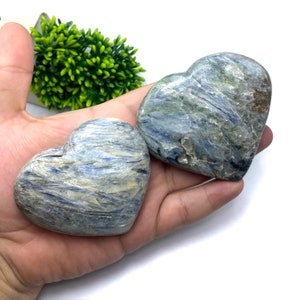 Blue Kyanite Heart Stone, Kyanite Hearts, Blue Kyanite, Kyanite Stone, Blue Kyanite Hearts, Kyanite Gemstone, Kyanite Heart Stone, Kyanite