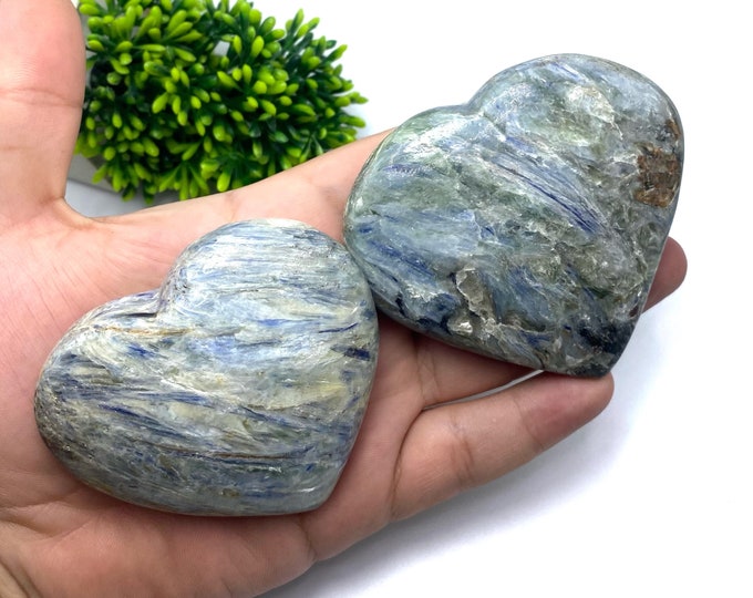 Blue Kyanite Heart Stone, Kyanite Hearts, Blue Kyanite, Kyanite Stone, Blue Kyanite Hearts, Kyanite Gemstone, Kyanite Heart Stone, Kyanite