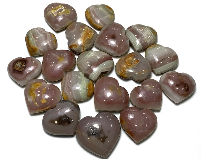 Beautiful Pink Banded Onyx Heart Stone, Onyx Stone Hearts, Pink Onyx Hearts, Pink Banded Onyx, Banded Onyx Hearts, Pink Onyx Stone, Onyx
